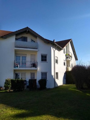 Charmante 2-Zimmer-Wohnung mit Balkon, Tiefgarage & moderner EBK