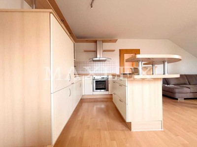 Stilvolle 2,5-Zimmer-Wohnung über zwei Ebenen