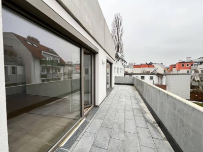 Miete: 2 Zimmer Balkon, Garage und TG-Stellplatz