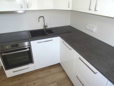 ** mit Küche und Balkon ** 3 Zimmer Wohnung in Werdau zu vermieten!