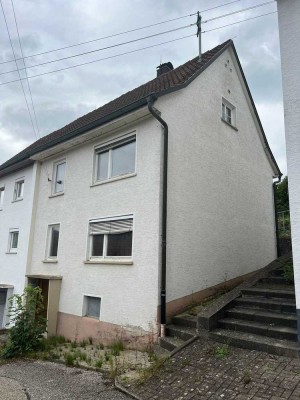 Kleines Haus mit Garten in ruhiger, zentraler Lage