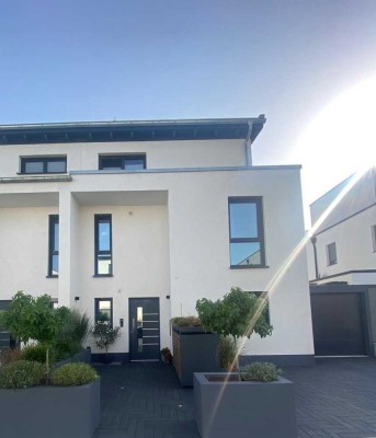 Moderne DHH in ruhiger und familienfreundlicher Lage von Dormagen- Stürzelberg