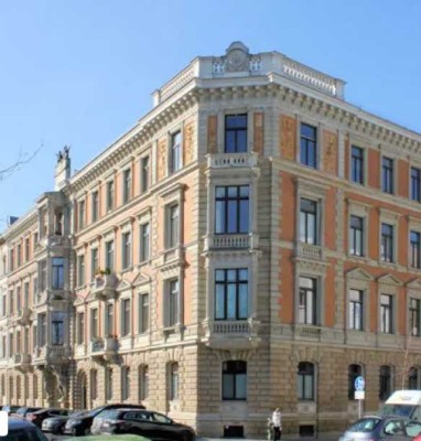 Helle 2-Zimmer Altbau Wohnung im 1. OG in Leipzig Zentrum, direkt an der Uniklinik, Tageslichtbad