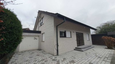 Freistehendes Einfamilienhaus zu vermieten, 152m², Garten, Garage