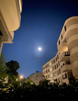 1332 € - 74 m² - 2.5 Zi.