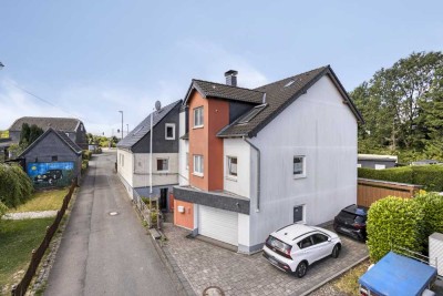 Top ausgestattet und provisionsfrei für den Käufer!! Ein-/Zweifamilienhaus in verkehrsgünstiger Lage