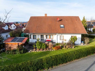 2-Familienhaus in Aulendorf-Zollenreute 
– gepflegt, attraktiv, bezugsfrei und mit viel Potenzial