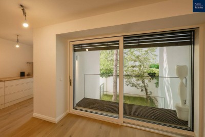 Stilvolle 2-Etagen-Designerwohnung mit Garten, Atrium &amp; Terrasse – perfekt für Paare &amp; Homeoffice