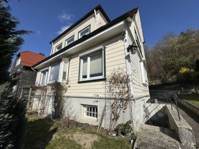Ruhig gelegenes, freistehendes Einfamilienhaus mit  Garten in Bad Grund direkt - mit KFZ-Stellplatz
