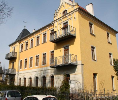Modernisierte 3-Zimmer-Wohnung mit Balkon / Bad mit Wa + Du