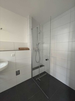 zentral in Siegen-Weidenau: 2 Zimmer-Wohnung mit Balkon und Aufzug - ideal für Senioren