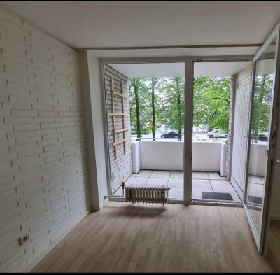 Zentrumsnahe 3 Zimmer Whg. in Geesthacht, EBK, Balkon, Stellplatz zu vermieten