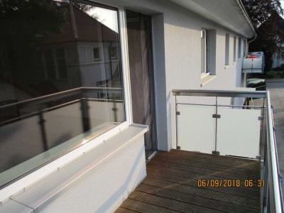 ruhig u. zentral- Bahnhof mit HVV Anbindung 3 Min. Fußweg- WG geeignet ! BAB Reinfeld  i. KFZ  4 Min