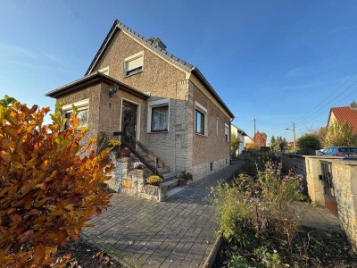 Familienfreundliches Einfamilienhaus mit Gestaltungspotential und Garten