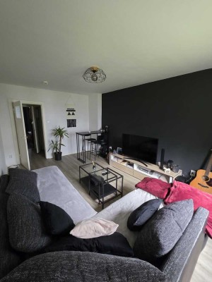 Furnished 3-Room Flat with Balcony (flexibel start October/November) for 5-7 Month Stay only)