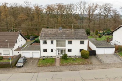 Gepflegtes 2 Familienhaus + Apartment- stadtnah und ruhig gelegen am Waldrand!