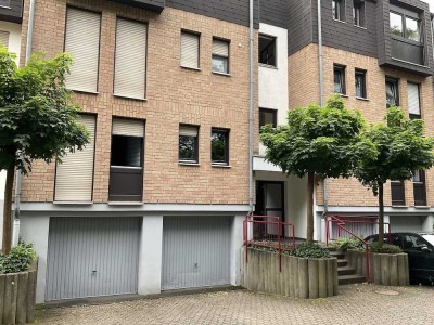 Maisonette-Wohnung mit Balkon
