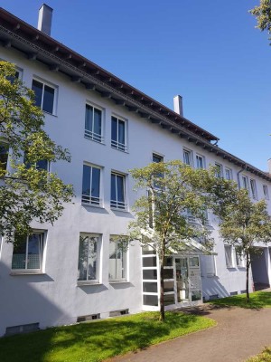 Sonnige 2 Zimmer-Wohnung mit Privatgarten