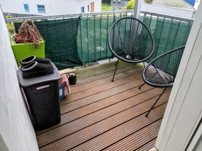 MG-Lürrip: Single-Wohnung mit Balkon in 1. Etage (Altbau)