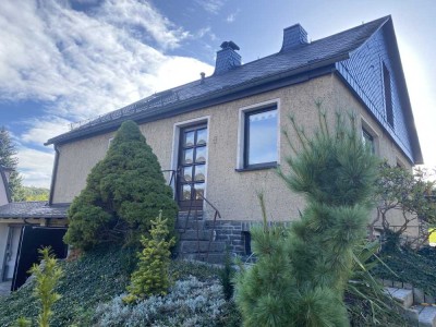 Grün, still, klein aber oho! Gepflegtes 6-Zimmer Einfamilienhaus mit Garage am Stadtrand von Flöha