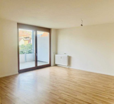 Erstbezug - barrierefreie 2-Zim-Whg mit neuer EBK, Balkon, Tiefgarage in zentraler Lage zu vermieten