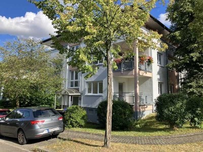 Gemütliche 2-Zimmer mit Wannenbad, Balkon und Laminat in sehr guter Lage! TG-SP mgl.