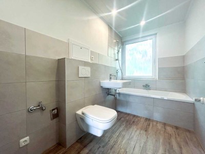 75qm - Direkt einziehen oder Vermieten, modernisierte 3-Zimmer WHG in Lüneburg