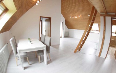 Tolle 2 Zimmerwohnung - teilmöbliert