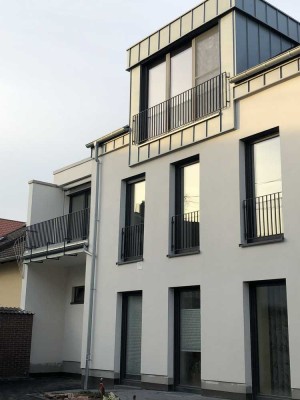 2-Zimmer-Wohnung in Bingen-Büdesheim in charmanter Wohnanlage mit großer Einbauküche und Süd-Balkon