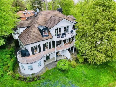 Exklusive Terrassenwohnung mit Garten – Wohnen im Einklang mit der Natur am Starnberger See!
