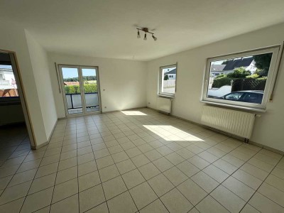 2 Zimmer Wohnung mit Balkon zu vermieten