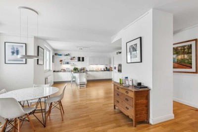 Individuelles Wohnen in begehrter Lage, offen, großzügig, mit großer Dachterrasse