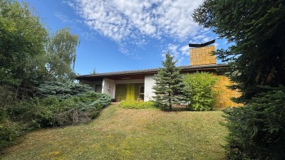 Bungalow mit 5 Zimmern und traumhaften großem Garten