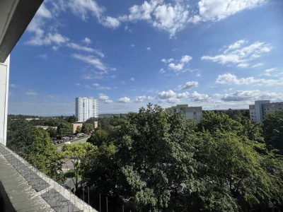 Großzügige 1-Zimmer-Nichtraucherwohnung mit Küche und Balkon Nähe Messezentrum