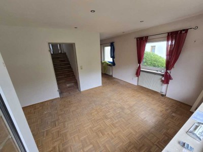 2-Zimmer-Maisonette-Wohnung mit Einbauküche in Weilrod