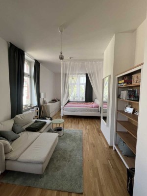 1-Zimmer-Wohnung mit prachtvoller Fassade - OG 2