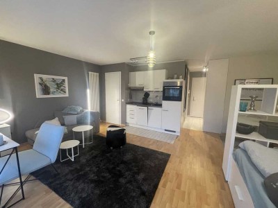 Stilvolle, neuwertige 1-Raum-Loft-Wohnung mit Balkon und EBK in Leipzig