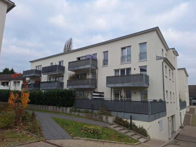 Kurzfristig beziehbare 3 Zimmer ETW mit Süd-Westterrasse, kl. Garten, Tiefgarage und EBK!!