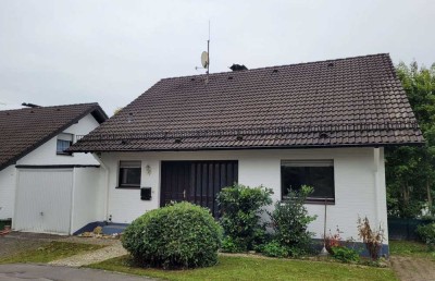 Freist. Einfamilienhaus, 188 m² WFL, Terrasse, Garten, Garage, bezugsfrei, Nähe 51789 Lindlar