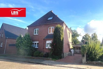 Charmantes Dachgeschoss-Appartement – Sofort verfügbar!