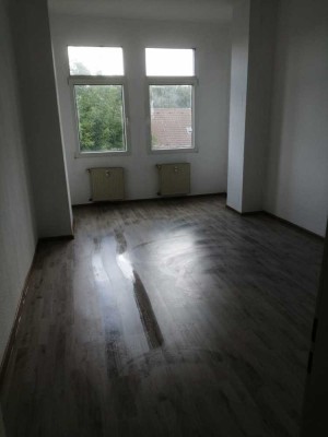 Tolle 1- Zimmer-Wohnung mit Wohnküche in Duisburg-Rheinhausen