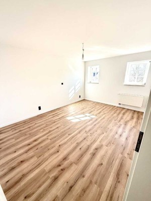 PROVISIONSFREI - 5,8% RENDITE - SANIERTE 3-ZIMMER WOHNUNG