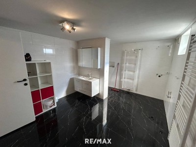 PREISREDUKTION! Einfamilienhaus mit großzügiger Halle und viel Potenzial in ruhiger Lage