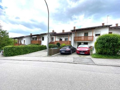 2-Zimmer-Wohnung mit Balkon und Einbauküche zu vermieten.