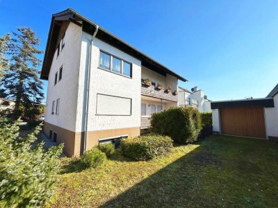 Helle Dachgeschosswohnung in angenehmer Lage