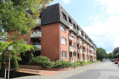 2-Zimmer-Wohnung mit Balkon in Neumünster-Zentrum