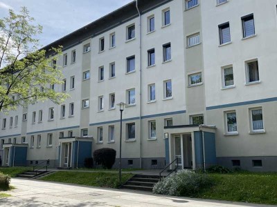 4 Raumwohnung mit Balkon im Hochpaterre (BU1)