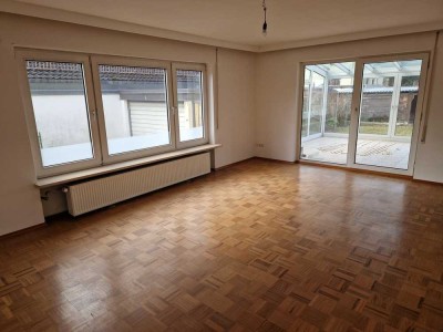 Schöne 3,5-Zi. Garten-Wohnung in Bestlage in Friedberg