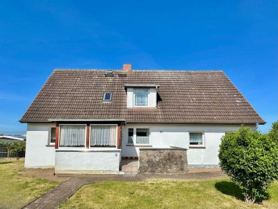 Ländlicher Charme trifft Ostseenähe – ehemaliges Siedlerhaus mit großem Grundstück und Ausbaupote...