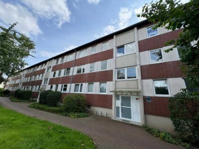 Schön gelegene Eigentumswohnung mit Sanierungsbedarf in Kiel-Projensdorf